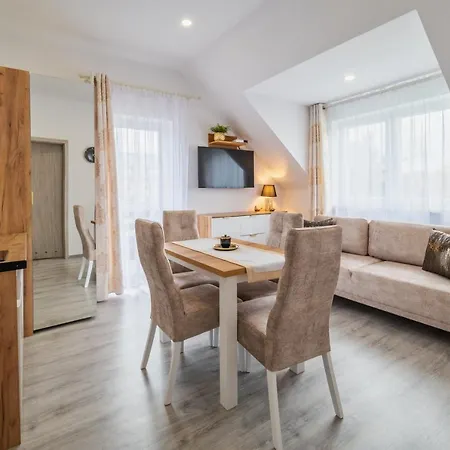 Goscinne I Margaret *