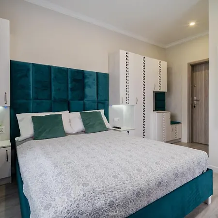 Goscinne I Margaret *