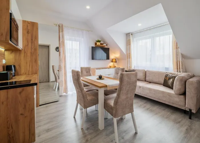 Goscinne I Margaret *